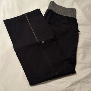 Lululemon Athletica See Me Ride Commuting Pant Size 8 Black